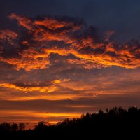 Выразительные облака на закате :: Александр Россихин