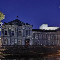 Шуя. Краеведческий музей возле бывшего рва Шуйского кремля. :: Сергей Пиголкин