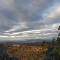 Окно в осень :: Евгений Тарасов 