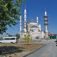 Мечеть строится :: Валентин Семчишин