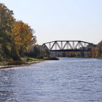 Река Теза. Железнодорожный мост. :: Сергей Пиголкин