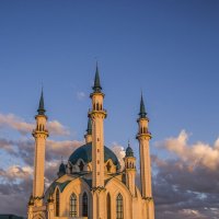 Мечеть в лучах заката... :: Сергей Дабаев