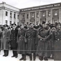Парад 7 ноября 1941 года в Куйбышеве (на фото иностранные дипломаты) :: Татьяна 