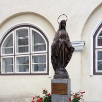 Статуя Пресвятой Девы Марии :: veera v