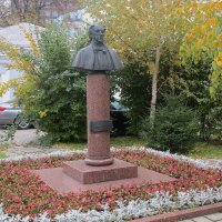 Памятник - бюст Ф.И. Тютчеву в Москве. :: Ольга Довженко