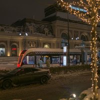 Трамвайная остановка "Павелецкий вокзал" :: Yevgeniy Malakhov