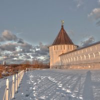 Башня Высоцкого монастыря. :: Александра Климина