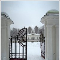 Старые ворота. :: Владимир Попов