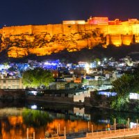 Ночной вид форта Мехрангарх в г. Джодхпур :: Георгий А