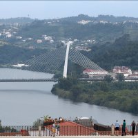 Река Мондегу и мост Rainha Santa Isabel :: Валерий Готлиб
