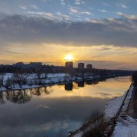 Закат солнца, вид с моста (г.Воскресенск) :: Tarka 