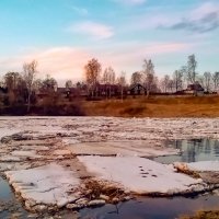 Весна на реке Тихвинка :: Сергей Кочнев