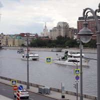 река и город :: Олег Лукьянов