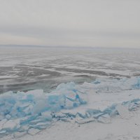Голубой лёд Байкала :: Александр 