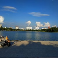 Летний городской пейзаж :: Андрей Лукьянов