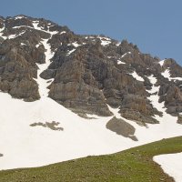 ПОЛЯНКА С КАМУШКАМИ. :: Виктор Осипчук