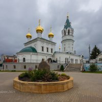 Церковь Троицы Живоначальной :: Александр Синдерёв