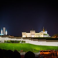 Казанский вечерний Кремль. :: Валерий 