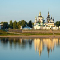 Вид на Соборное дворище, г. Великий Устюг :: Александр Ульныров