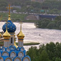 Прохладный вечер на Москве-реке :: Валерий Судачок