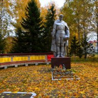 Цивильск. Мемориал воинам, погибшим в годы Великой Отечественной войны. :: Пётр Чернега