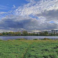 Тучи над городом ходят... :: Мария Васильева