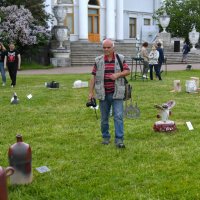 В поиске интересного ракурса :: Магомед .