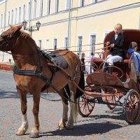 Катание в экипаже :: Любовь Сахарова