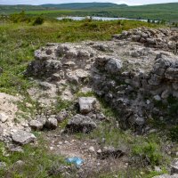 Старый Крым. Древний мавзолей (если верить Яндекс-картам) :: Gen 