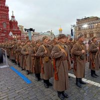 Выставка в честь парада 1941 года. :: Светлана 13.06.