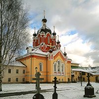 Церковь Воздвижения Креста Господня :: Сергей Кочнев