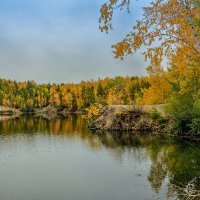 ОСЕНЬ ... ОЗЕРО ... ФОТОЗАРИСОВКА ... :: Владимир Железнов