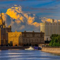 По Москве реке. :: Сергей Воротников