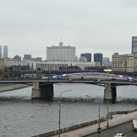 Вид на Белый дом с Бородинский мост :: <<< Наташа >>>