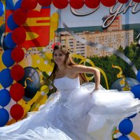 Невеста зажигает... :: Борис Русаков
