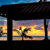 Закат на западной части острова Маврикий :: Иван Губин