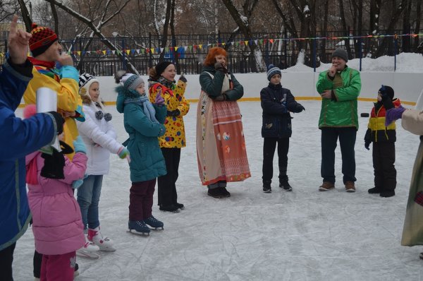 16.01.2017 Дискотека на льду, посвященная Рождеству.