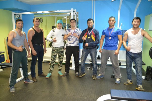 Соревнования по русскому жиму
