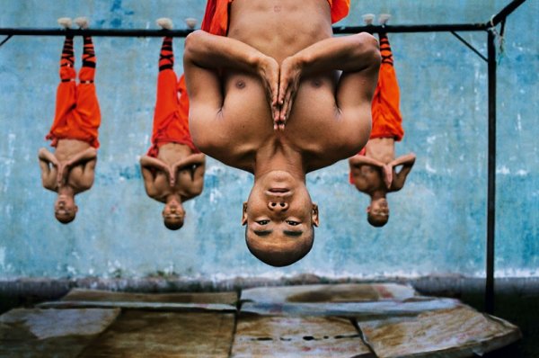 Обучение шаолиньских монахов - Эмоции людей