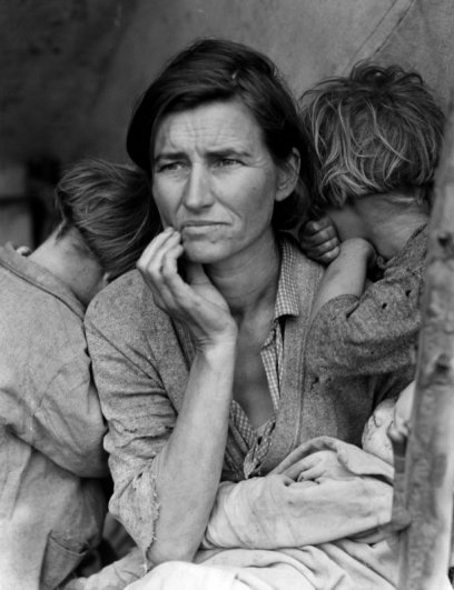 Мать семьи мигрантов - эмоции человека фото