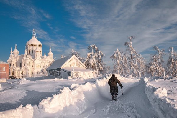 Владимир Чуприков - Сквозь заносы снежные