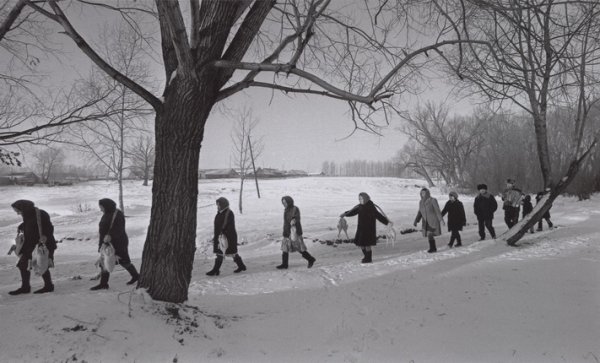 Риф Якупов. Из серии «Сабантуй», 1970-е. Коллекция Государственного музея изобразительных искусств Республики Татарстан © Риф Якупов