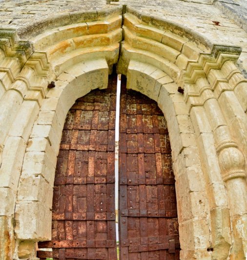 северные врата Никольского собора (наружный вид)