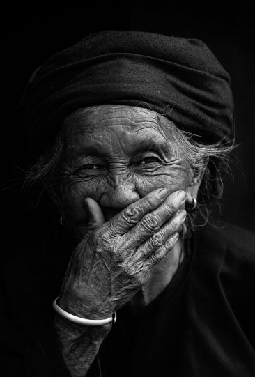 Глаза людей и "скрытая" улыбка в фотографиях французского фотографа Рехана - №24