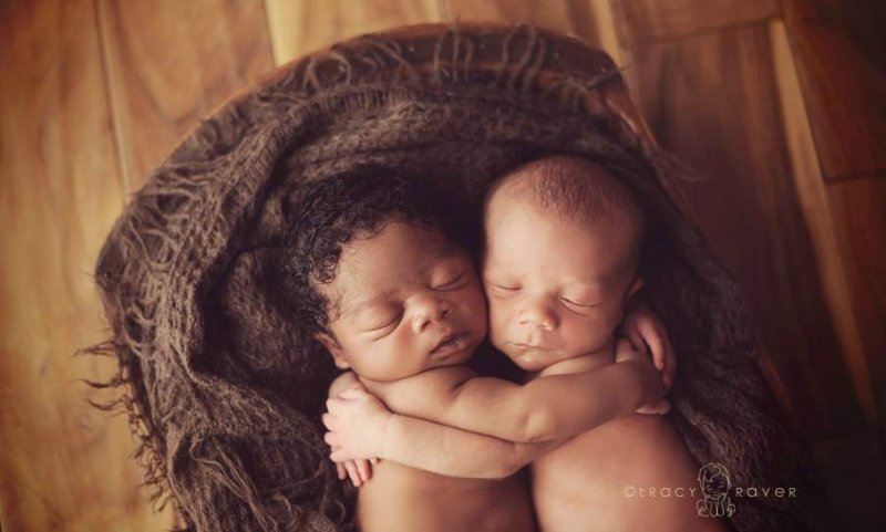 Спящие младенцы в фотографиях Трейси Рейвер - №19