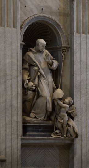 Статуя св. Бруно  (Рене-Мишель Слотц, 1744), основателя ордена картезианцев.