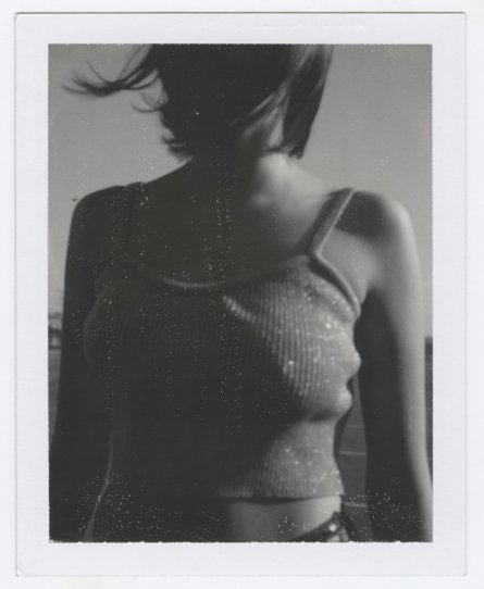 «Dewey Nicks: Polaroids of Women». Polaroid, 1990 года и женщины. - №10