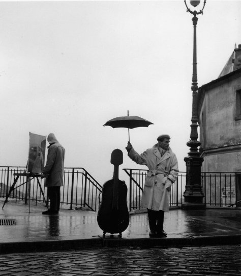 Виолончель под дождём, Париж, 1957.