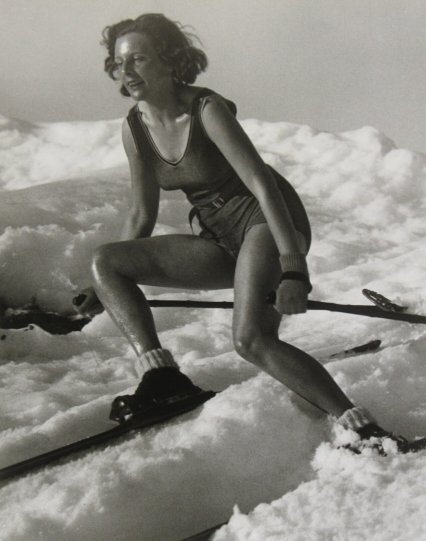Лени Рифеншталь на лыжах, 1931 год.