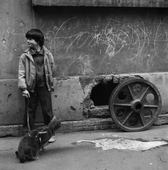 «Мальчик с кошкой». Фотограф Мария Снигиревская.